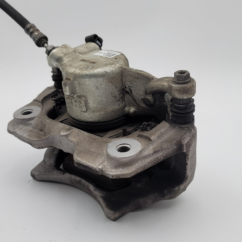 2023 2024 2025 BMW X1 U11 Front Left Brake Caliper OEM 6891047