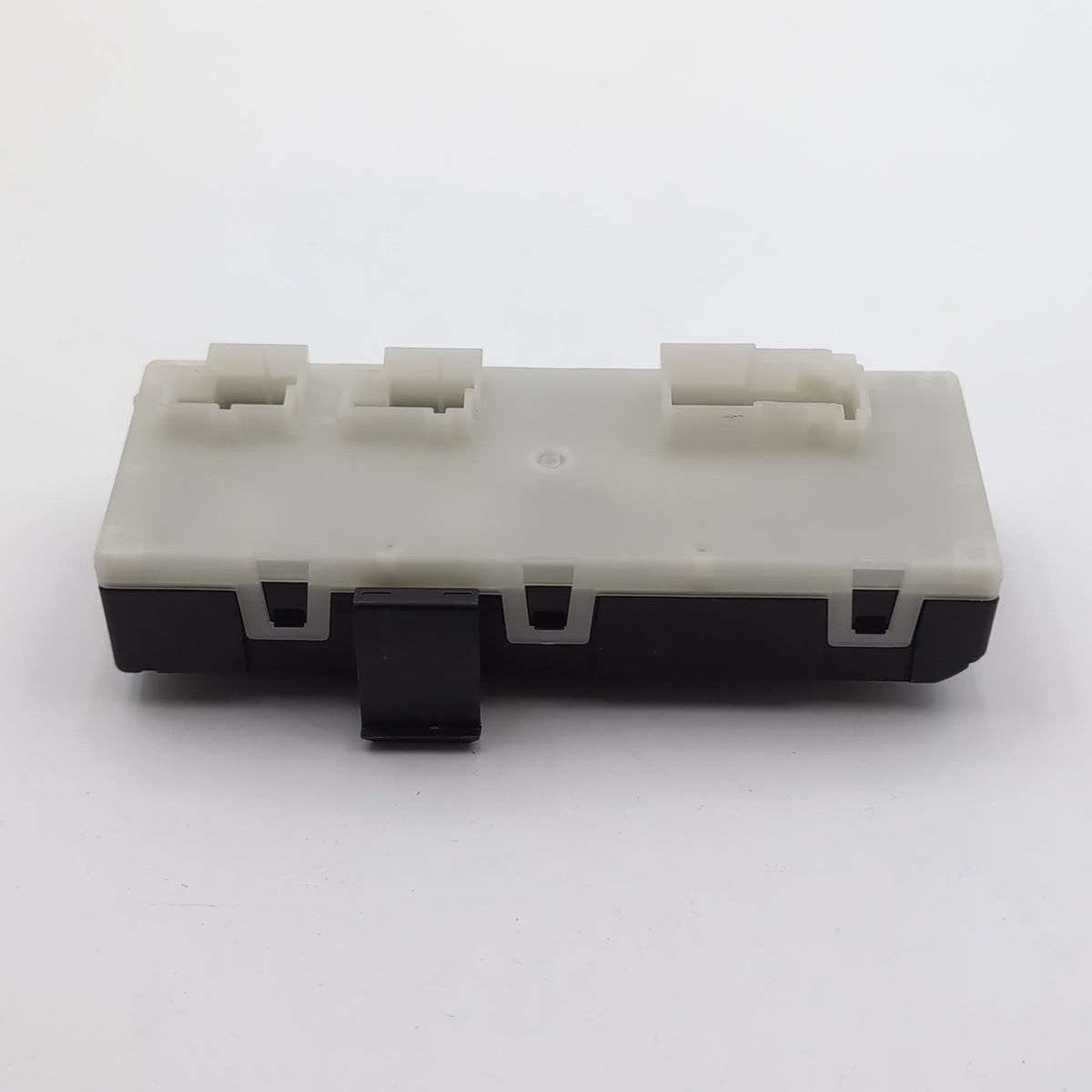 2018- 2025 BMW OEM REAR HATCH/ DECK LID CONTROL MODULE 5A19DB2