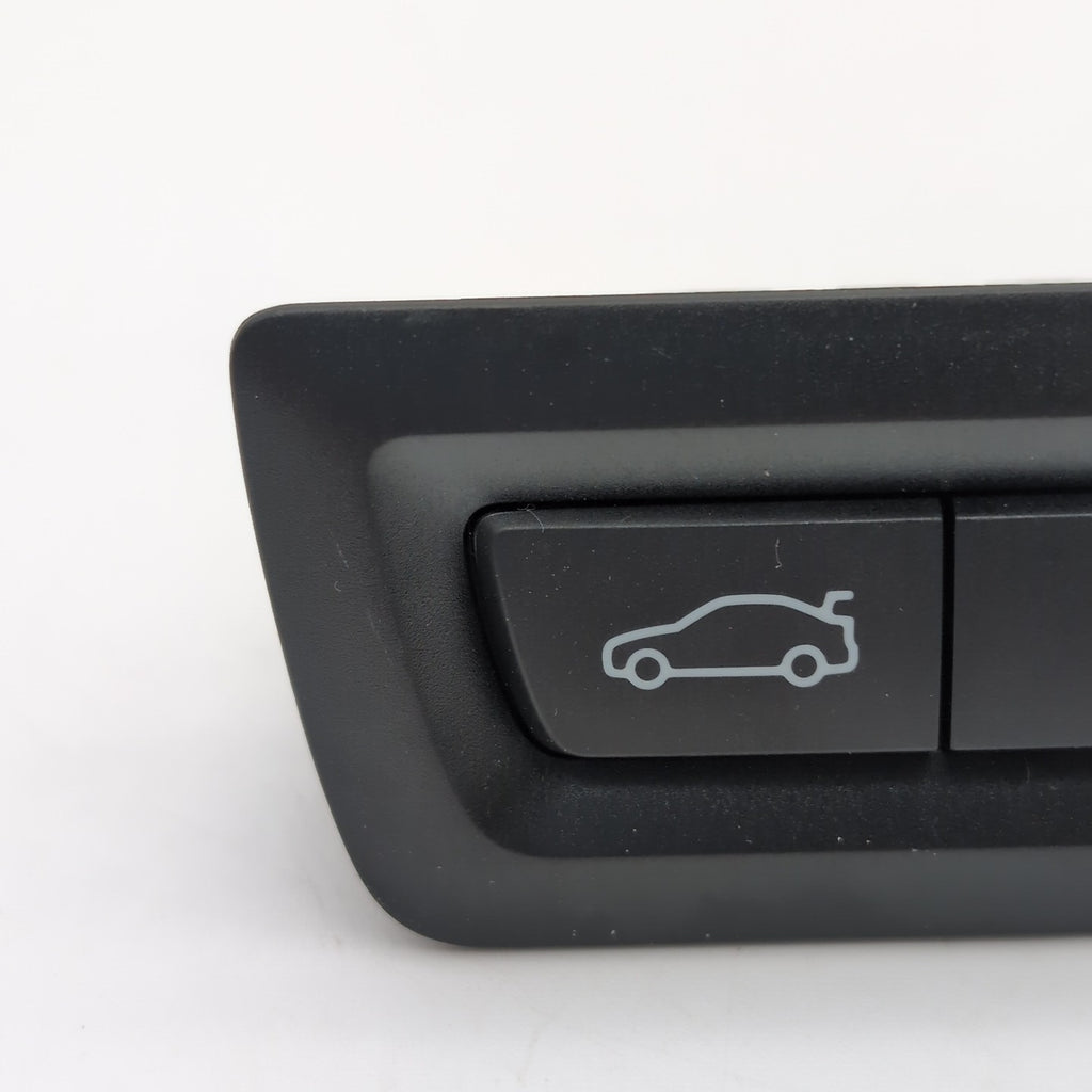 2021 - 2026 BMW 540i 530i i5 G60 M5 X1 X2 X3 Trunk Lid Tailgate Switch Button