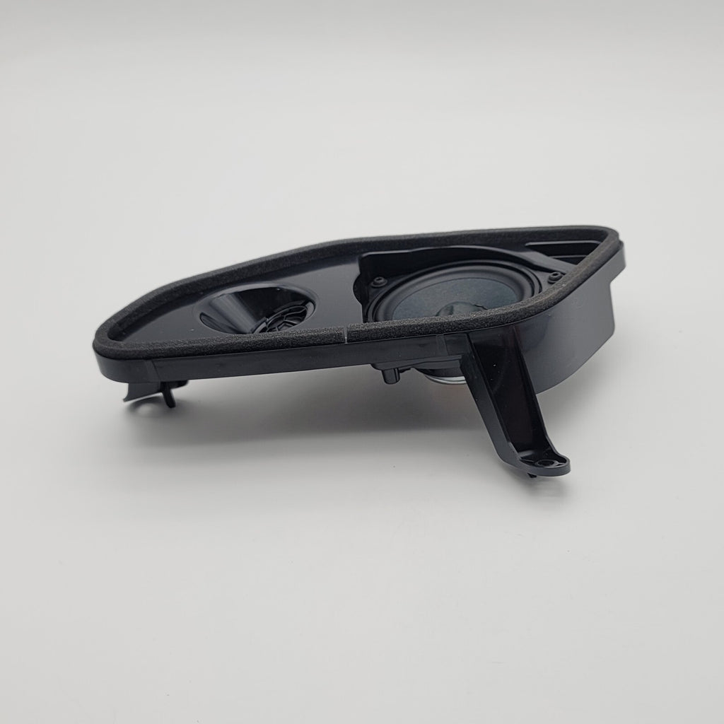 2019 - 2026 BMW X5 Rear Right D Pillar Harman Kardon Speaker Tweeter 2622520
