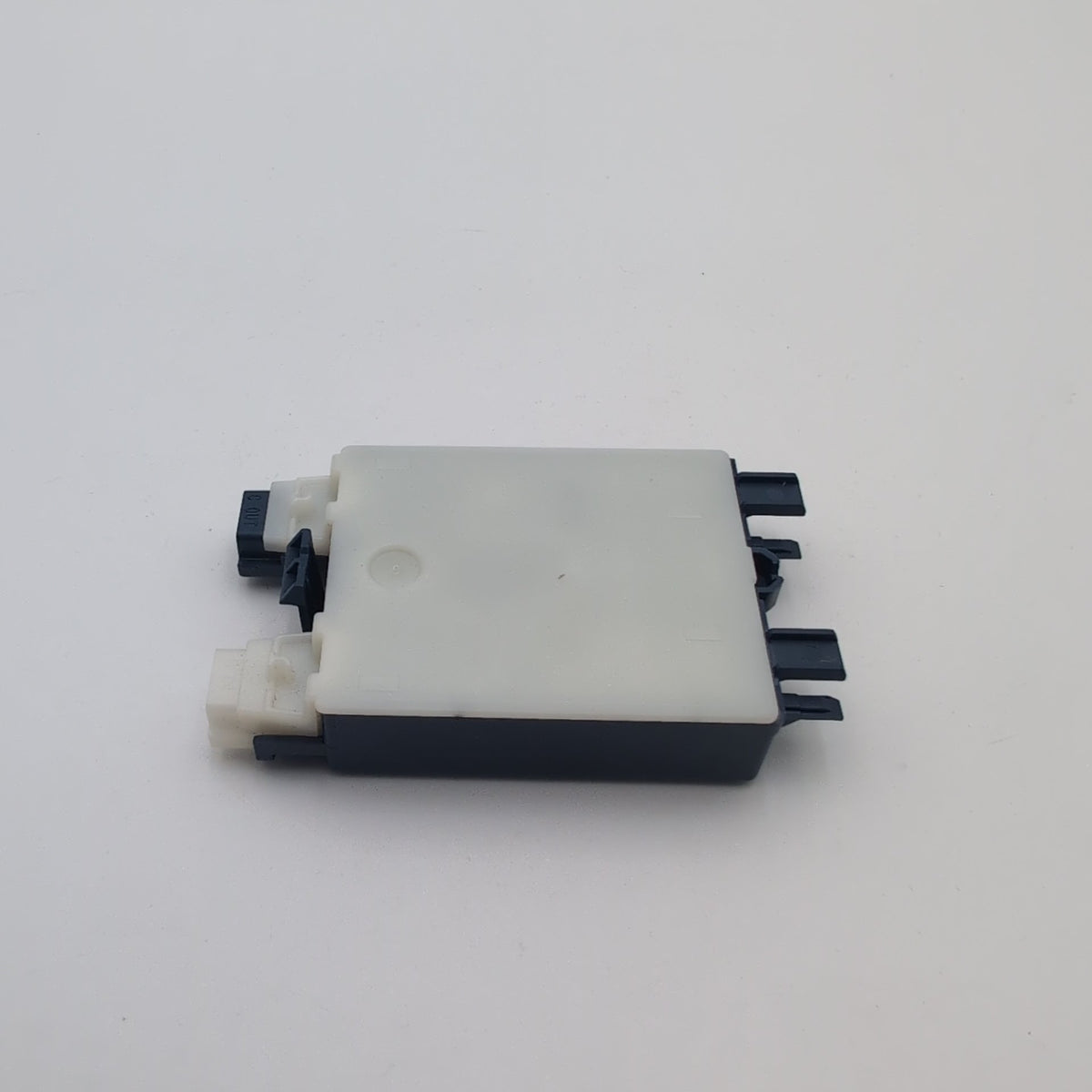2025 2026 BMW X3 G45 LIN Hub 2 LED Interior Light Control Module 5B610A1