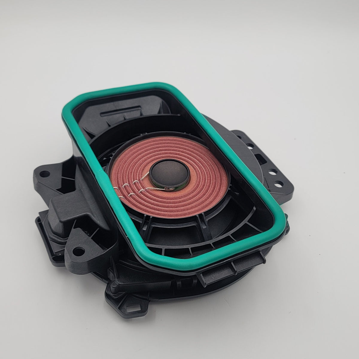 2019 - 2026 BMW G05 G06 G07 X5 X6 X7 Subwoofer Audio Speaker 2622516-02