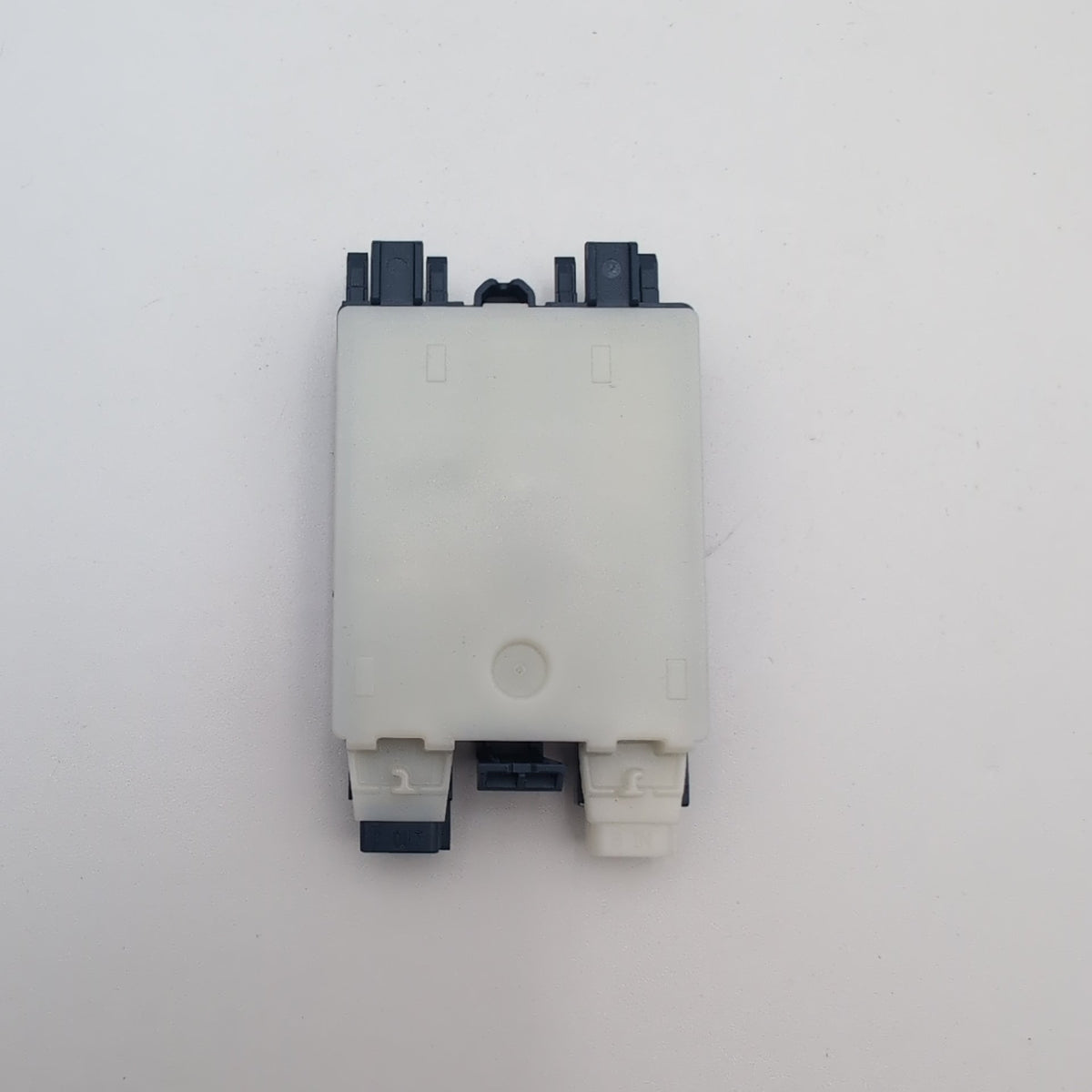 2025 2026 BMW X3 G45 LIN Hub 2 LED Interior Light Control Module 5B610A1
