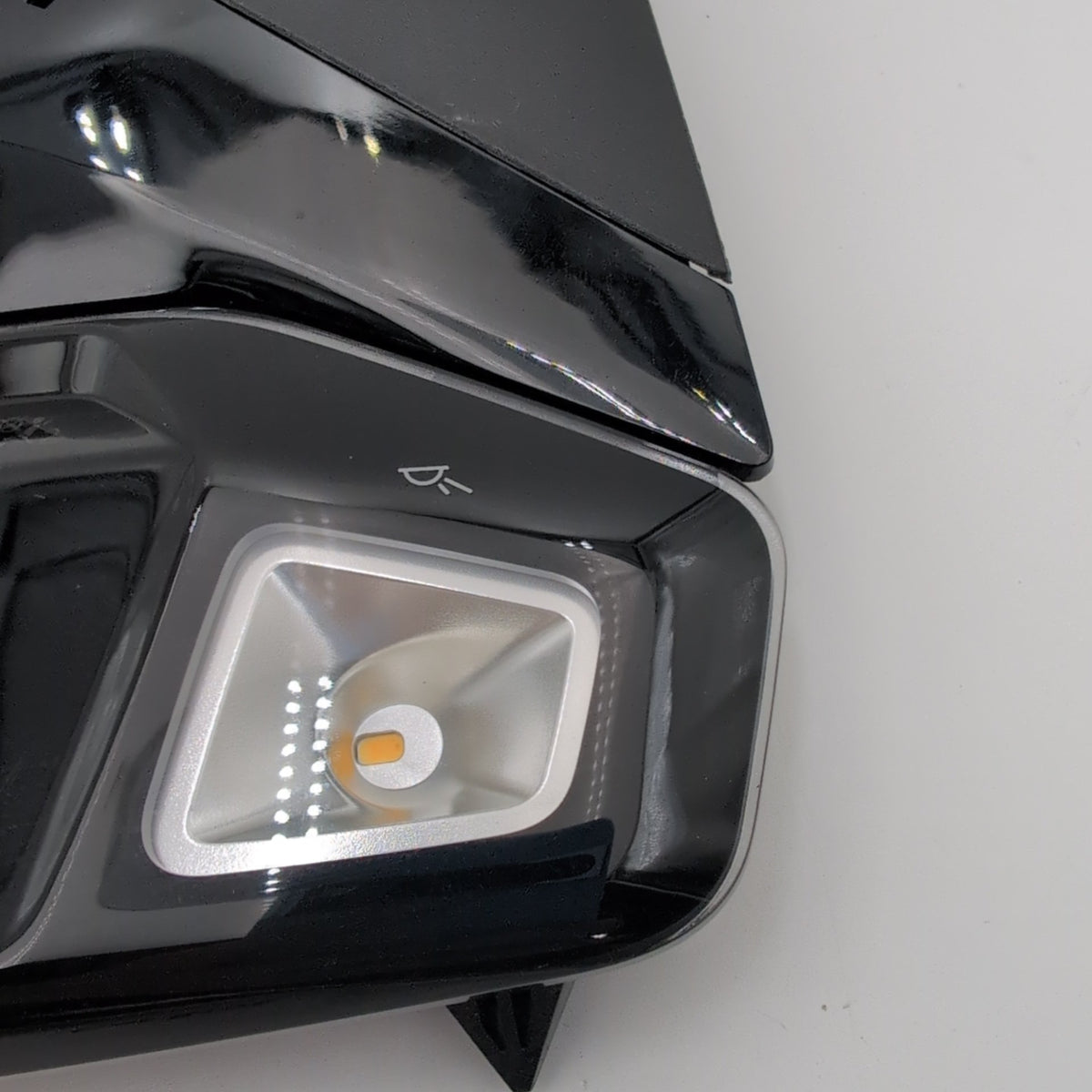 2023 - 2026 BMW 228i F74 X1 X2 Overhead Console Dome Light Assembly 5B68487