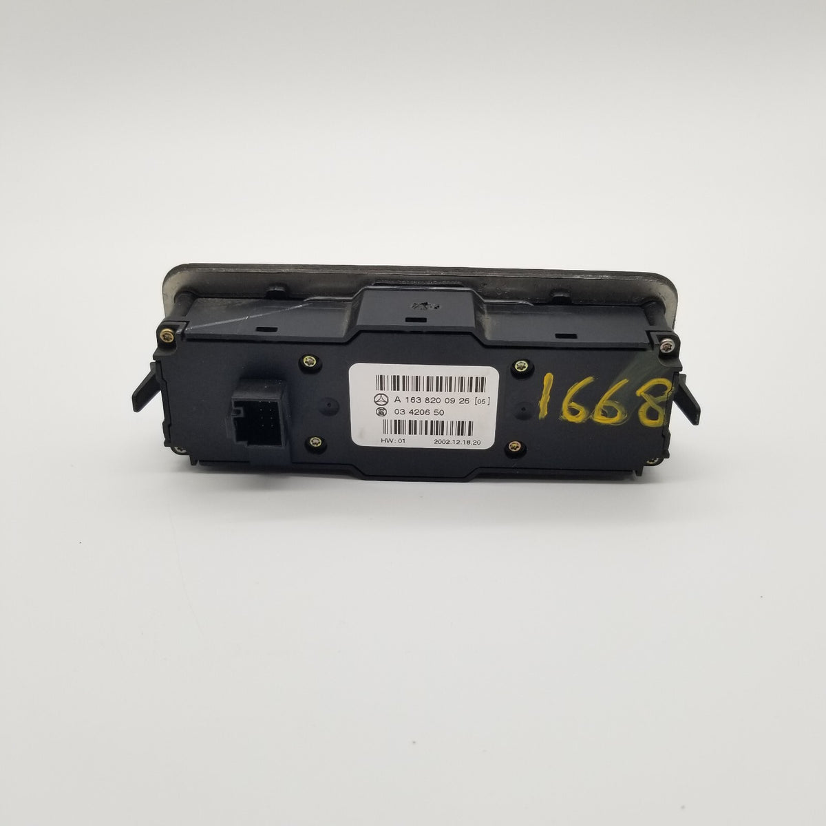 2002- 2005 Mercedes W163 ML500 ML320 Rear AC Heater Climate Control A1638200926