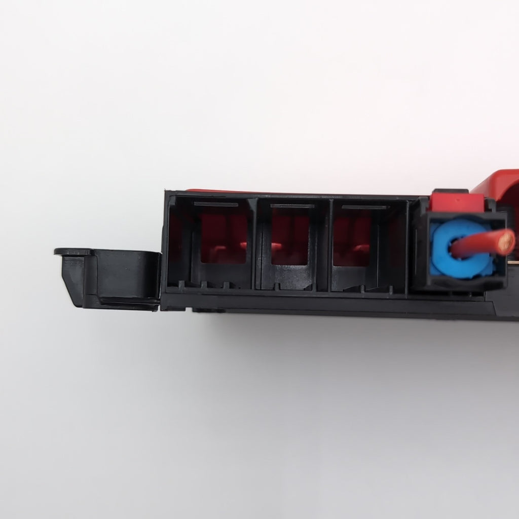 2019 - 2026 BMW G20 G80 M3 Battery Terminal Power Distribution Fuse Box 6994419