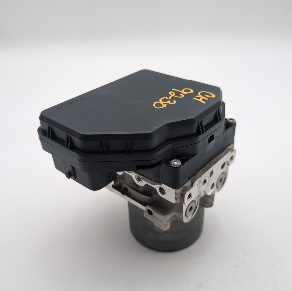 2018 Infiniti Q50 3.0L AWD ABS Anti Lock Brake Pump Control Unit 476604GV0A