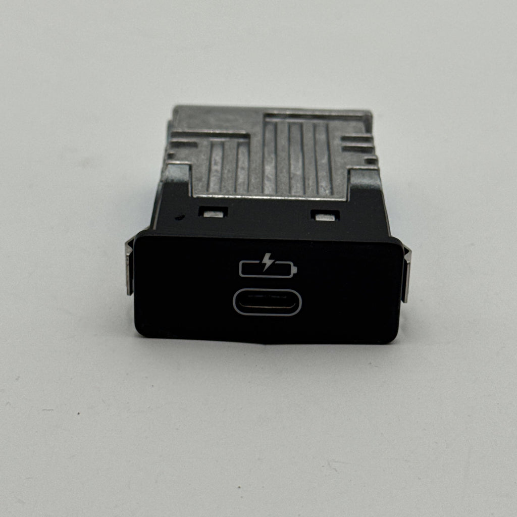 2019 - 2026 BMW G20 G21 G22 G26 G15 G30 G42 X3 Single USB Socket Port 5B51C70