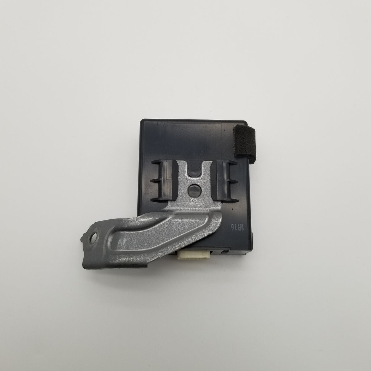 2014 2015 TOYOTA PRIUS DRIVER ASSIST VEHICLE APPROCH CONTROL MODULE OEM
