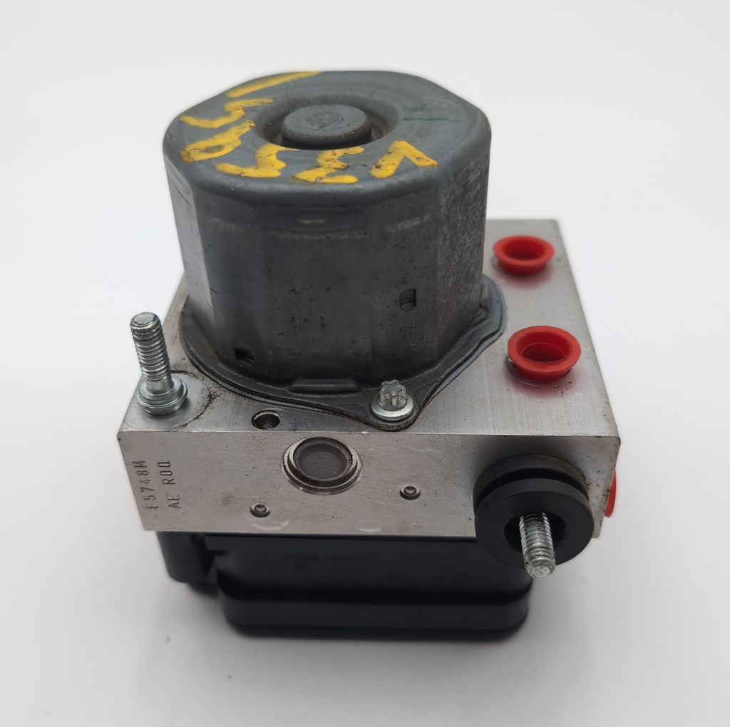 2017 2018 2019 Infiniti QX30 2.0L ABS Anti Lock Brake Pump Control A0914310000