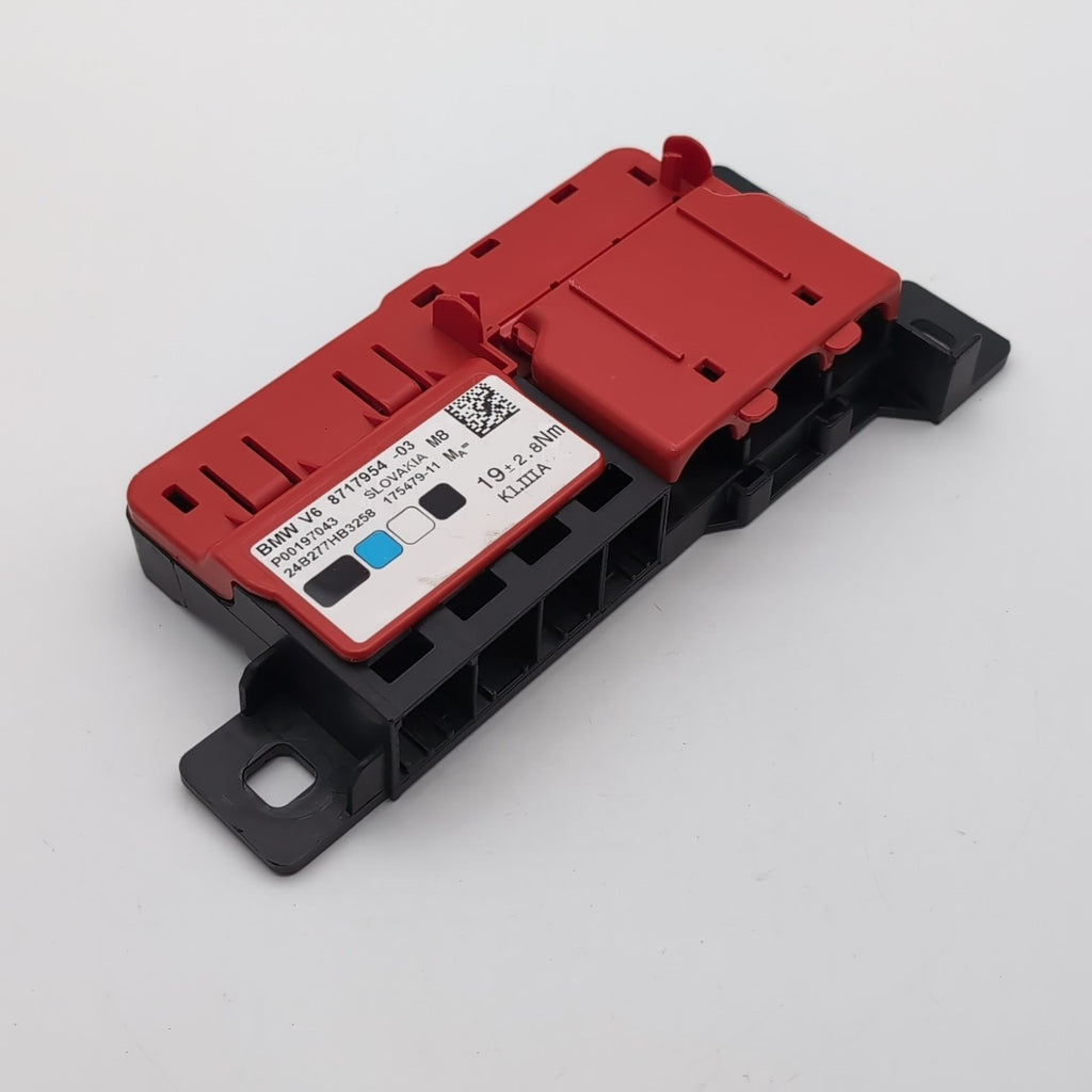 2021 - 2026 BMW X7 X5 Rear B+ Junction Point Terminal Fuse Box 8717954