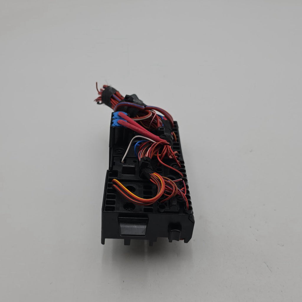 2023 - 2026 BMW 530i G60 G45 G70 G90 Right Power Distribution Fuse Box 5A039C3