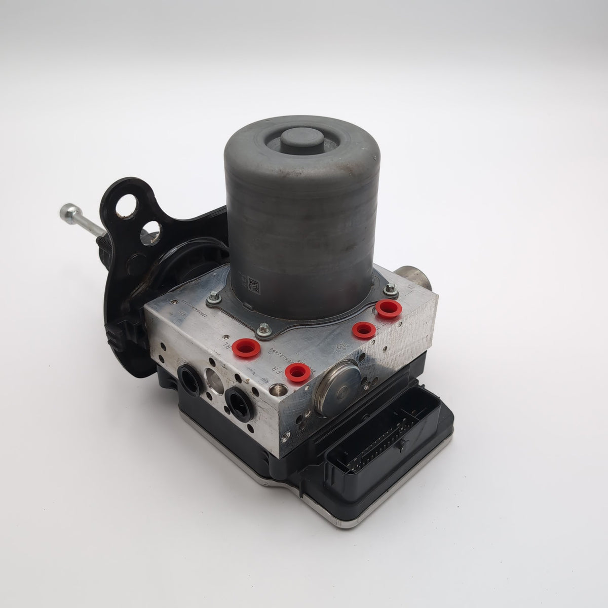 2021 - 2025 Chevrolet Trailblazer ABS Master Cylinder Brake Booster 60007955
