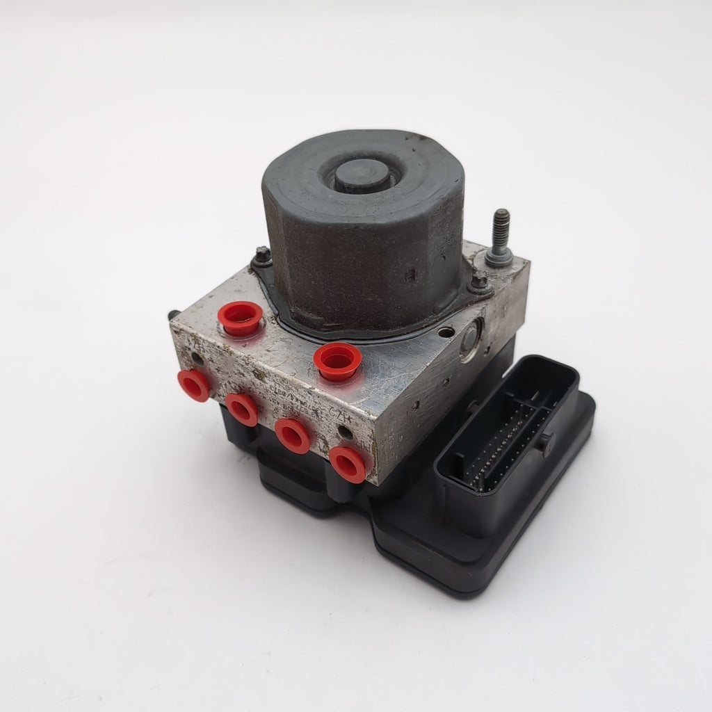 2014 2015 Mercedes CLA250 W117 ABS 2.0L Anti-Lock Brake Pump A0094315212