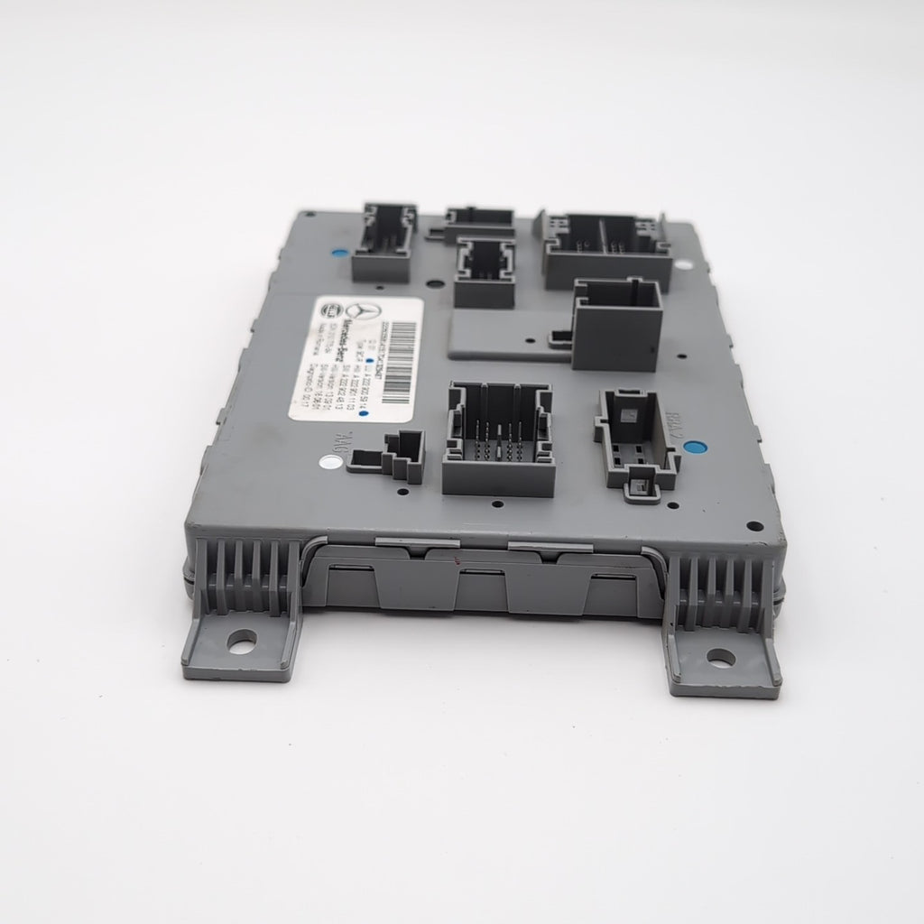 2015- 2018 Mercedes W205 C300 C400 C63 Rear Trunk SAM Control Module 2229005914