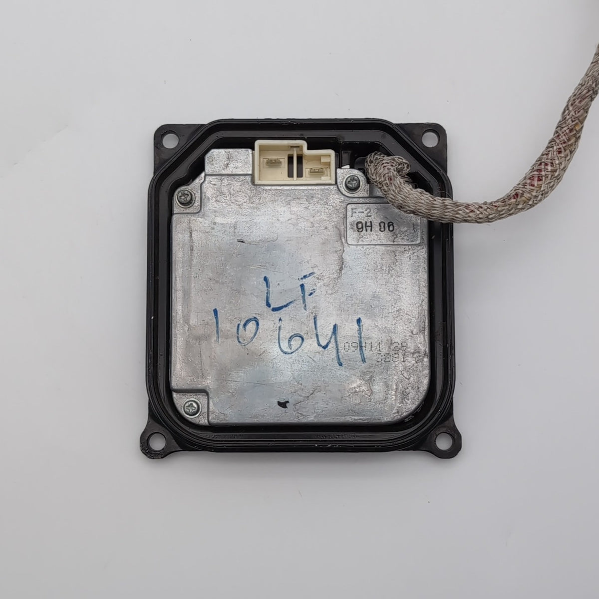 2006- 2011 Toyota Lexus LS460 HID Headlight Ballast Control Module 85967-52020