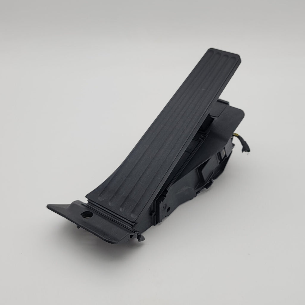 2021 2022 2023 2024 2025 BMW iX X1 X2 Accelerator Gas Pedal 6889823