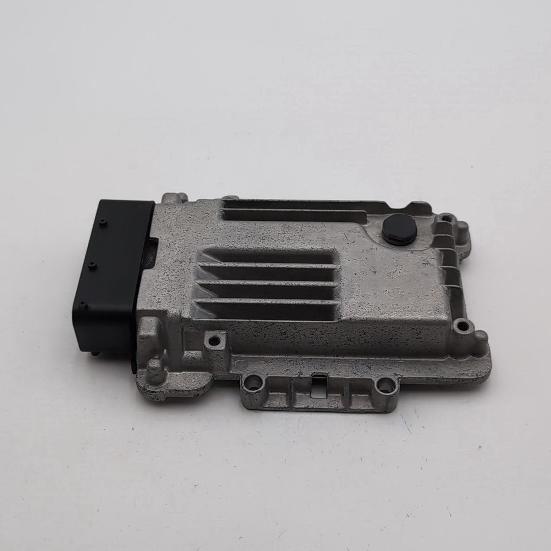 2015 2016 Hyundai Genesis Fuel Injector Driver Control Module 39175-3F100
