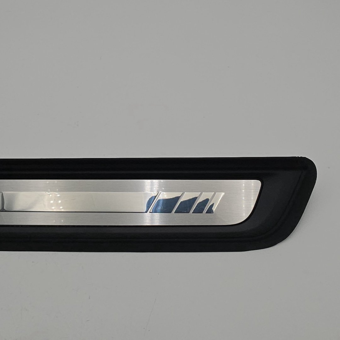2019 - 2026 BMW i4 G20 G26 M Sport Front Door Sill Scuff Plate Trim Set 8079739