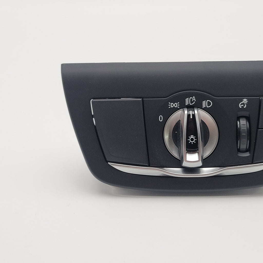 2019 - 2024 BMW G01 G02 F97 F98 X3 X4 Light Control Switch Panel 5A67868
