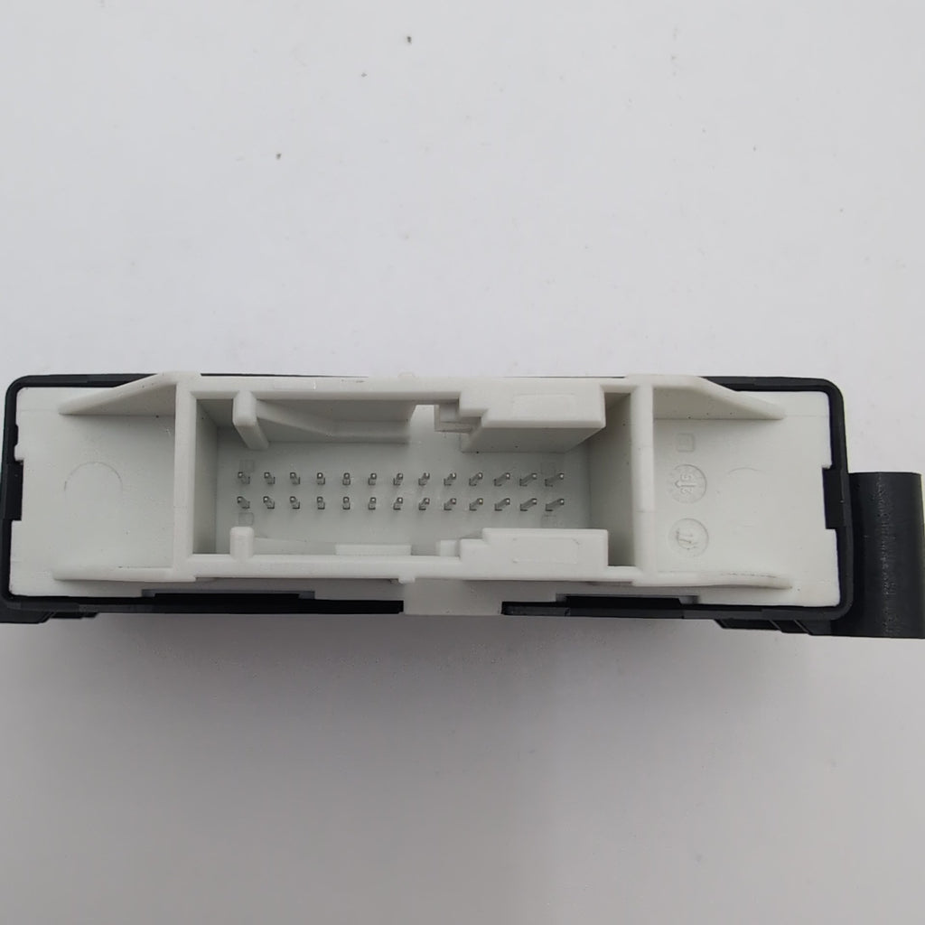 2023 - 2026 BMW G60 G70 F74 X1 X2 X5 X7 USS Ultrasonic Parking Sensor Module