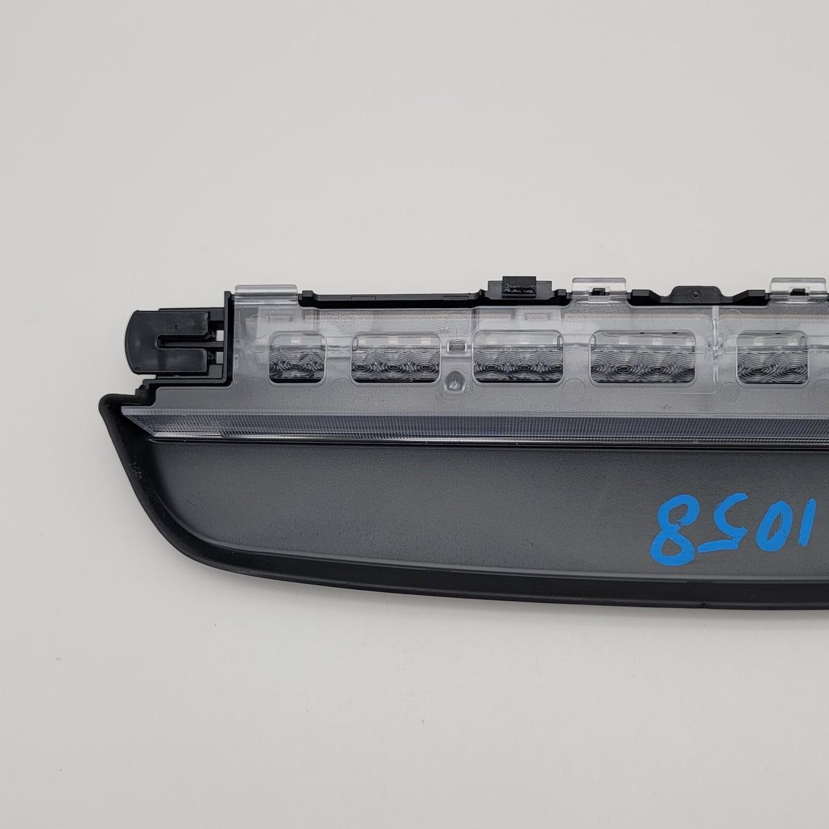 2017- 2022 BMW 530I 540I M5 G30 REAR BRAKE THIRD LIGHT OEM 7360526