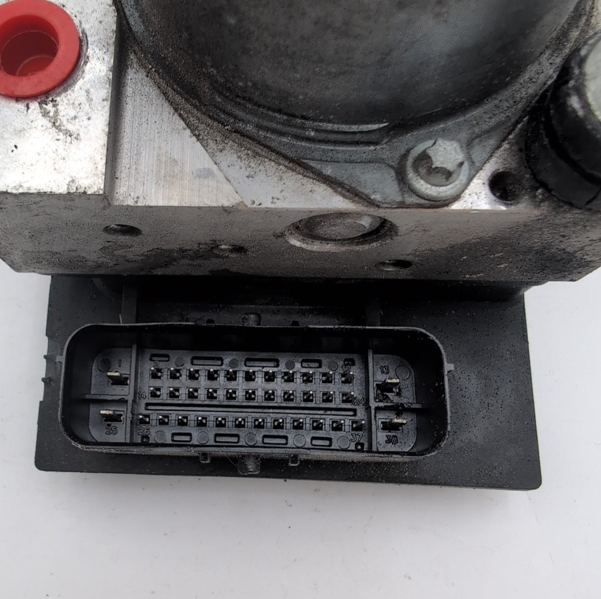 2009 2010 2011 Chevrolet Traverse 3.6L ABS Anti Lock Brake Pump 25840314