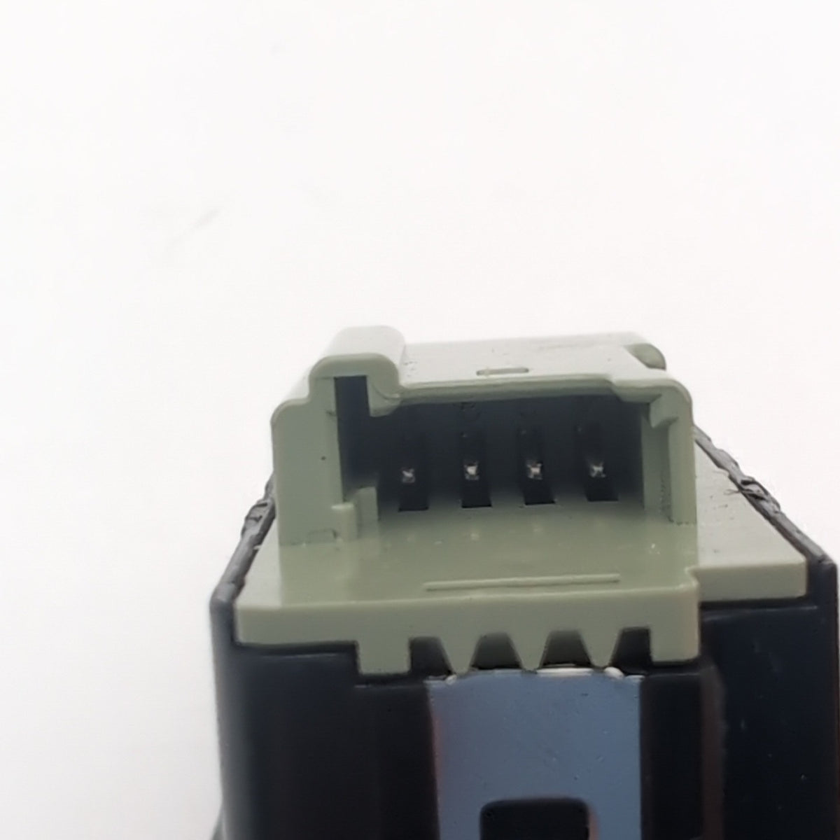 2021 - 2026 BMW 540i 530i i5 G60 M5 X1 X2 X3 Trunk Lid Tailgate Switch Button