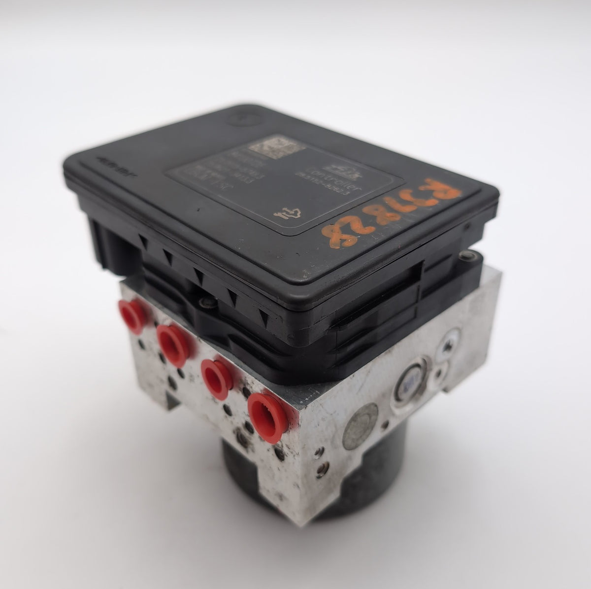 2017 2018 2019 Cadillac ATS 2.0L ABS Anti Lock Brake Pump Control Unit 84204899