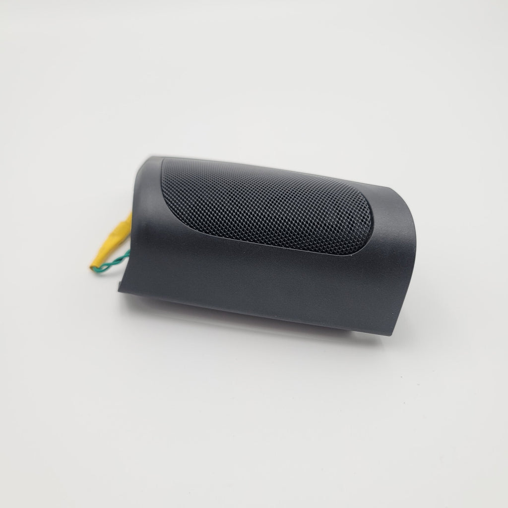2014- 2018 BMW 7 Series G11 G12 Front Right Door Corner Speaker Cover 7458446