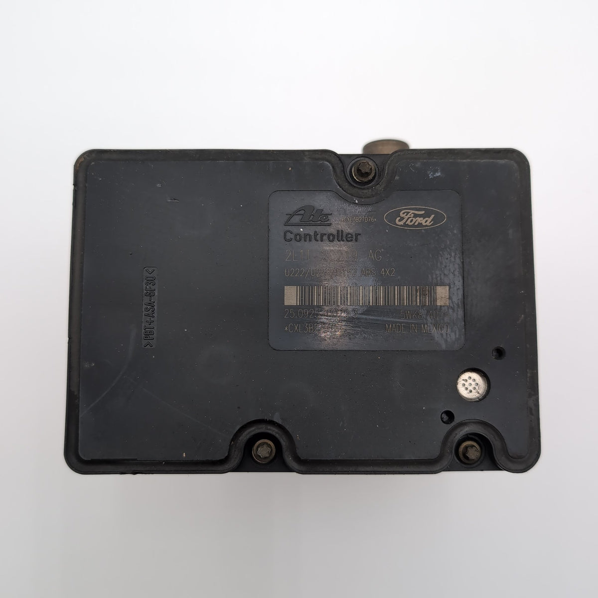 2003 2004 Ford Expedition ABS Anti Lock Brake Pump Control Unit 2L14-2C346-AM