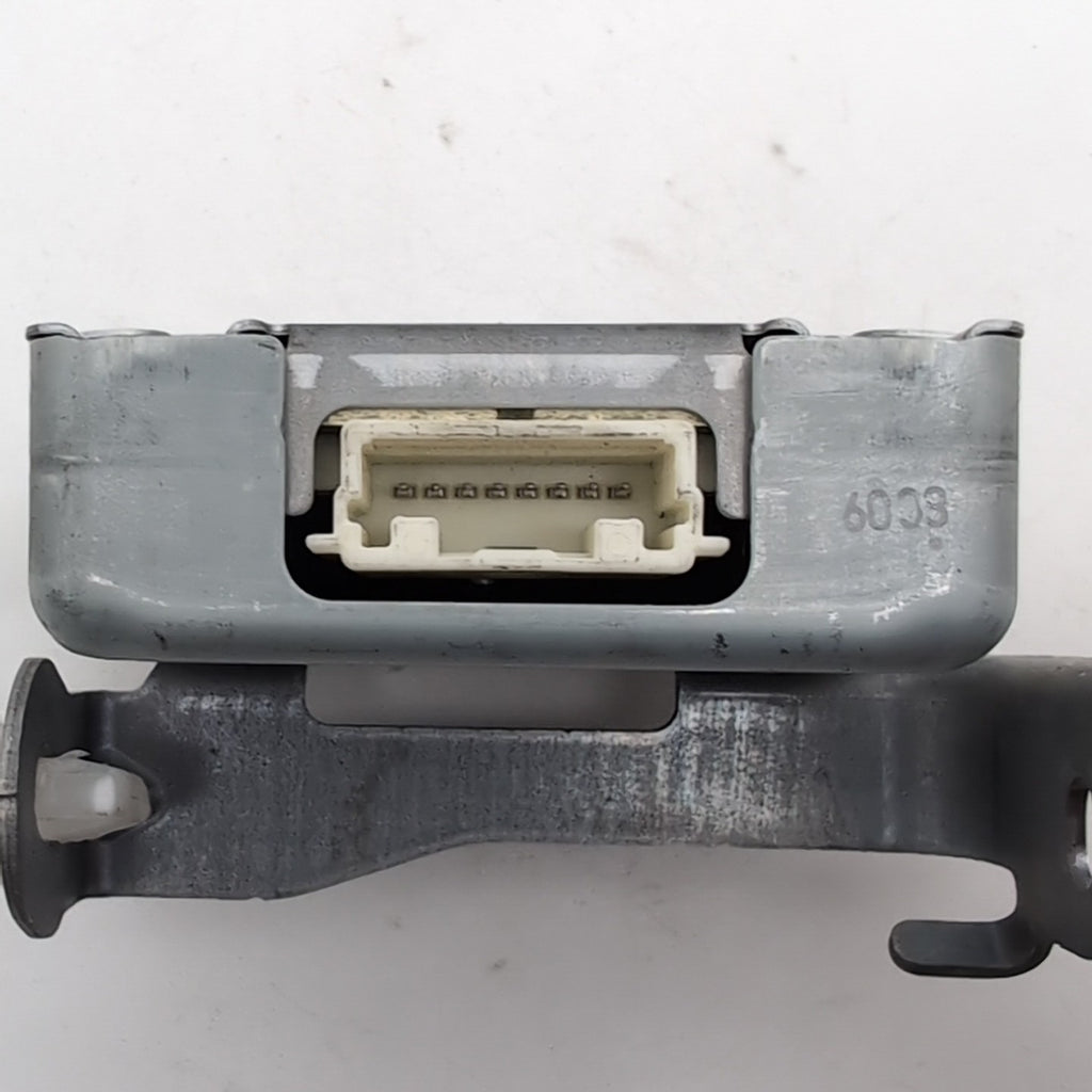 2019 2020 2021 Toyota Prius Approaching Vehicle Sound Control Module 86572-47040