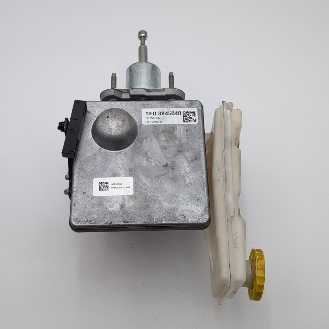 2022 2023 2024 Jeep Grand Cherokee Master Cylinder ABS Brake Booster 68588675AC