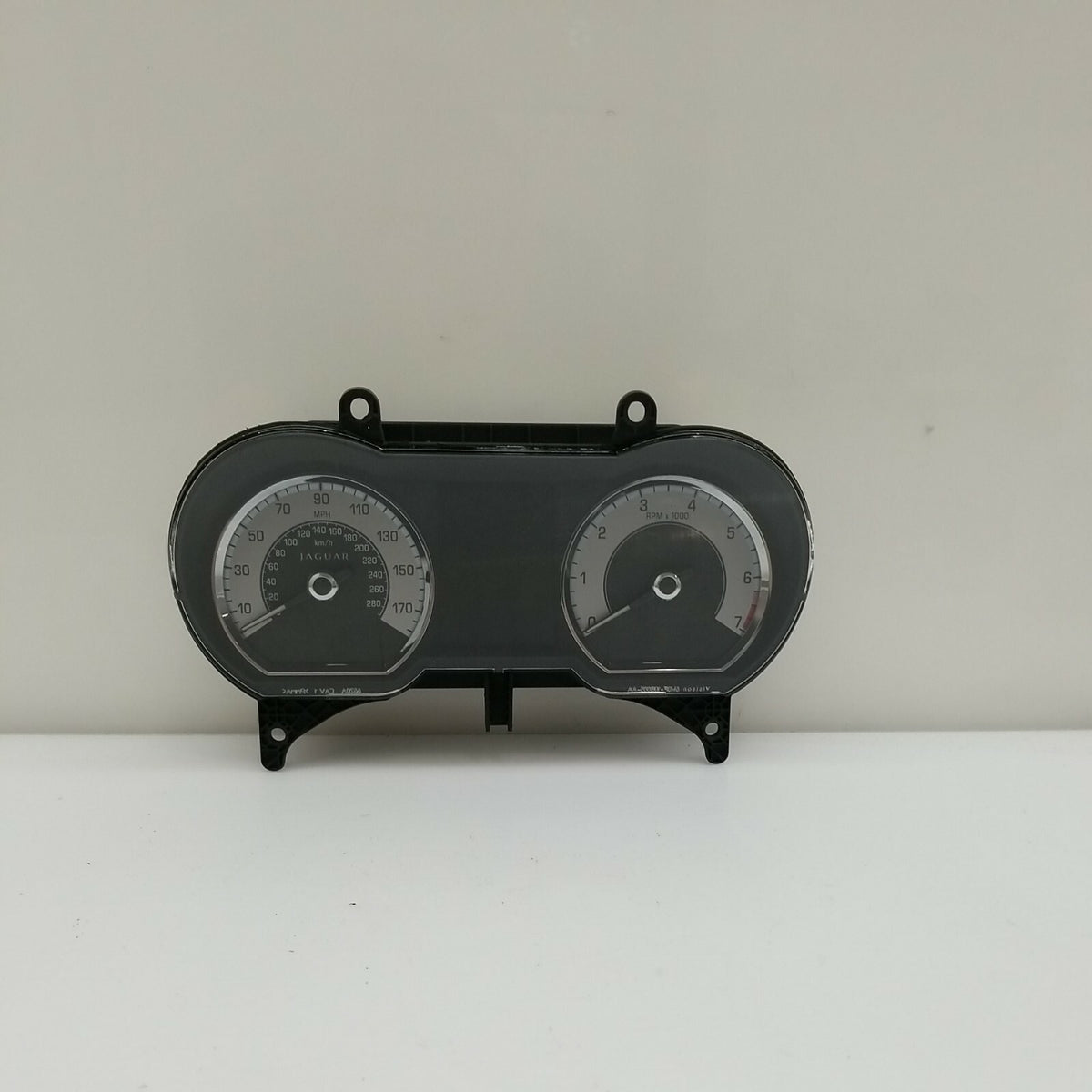 2009 - 2011 Jaguar Xf Supercharged Instrument Cluster Speedometer 8X23-10849Gh