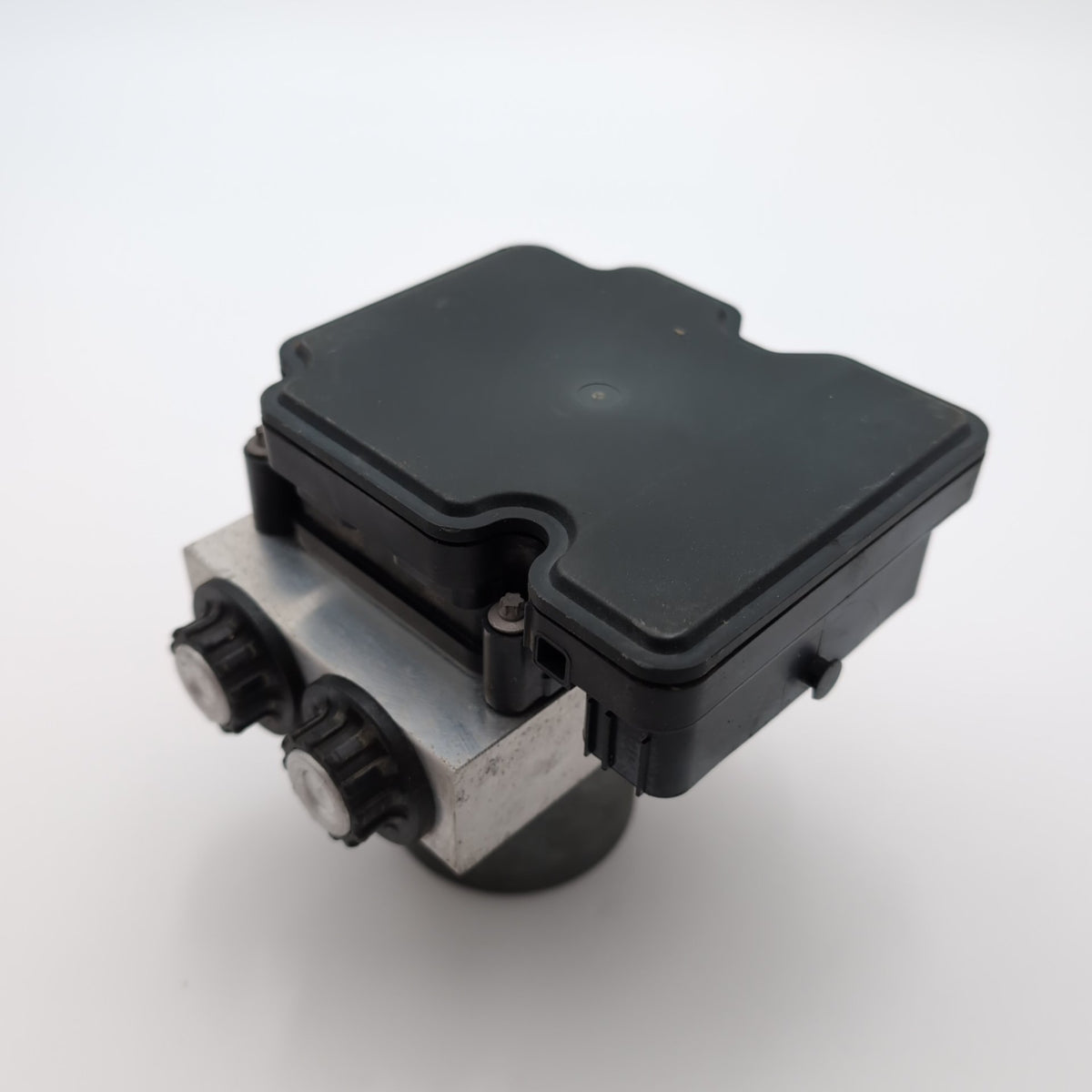 2018 2019 Ford Expedition ABS Anti Lock Brake Pump Control Unit JL14-2B373-BF