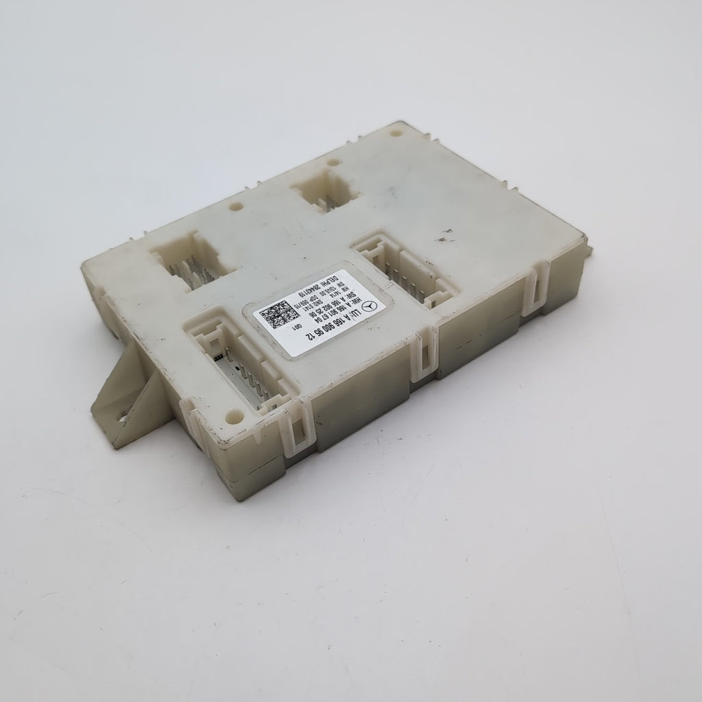 13-19 Mercedes X166 GL450 GLS550 Rear SAM Module Control Unit Signal Acquisition