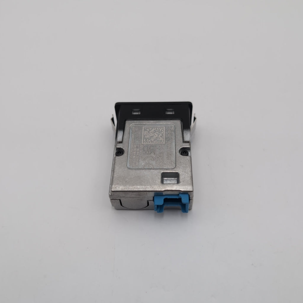 2019 - 2024 BMW G20 G26 F46 G30 G12 M3 M4 X1 X3 X4 Dual USB Port Socket 8711938