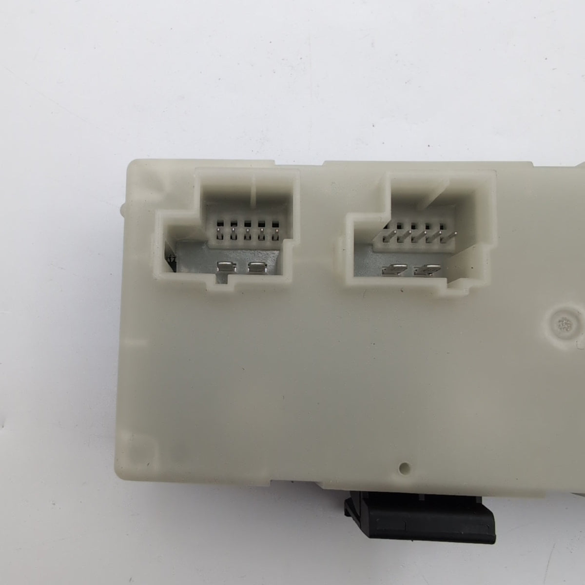 2021 - 2026 BMW G20 G26 G30 M3 X3 X6 X6M Rear Liftgate Trunk Lid Control Module