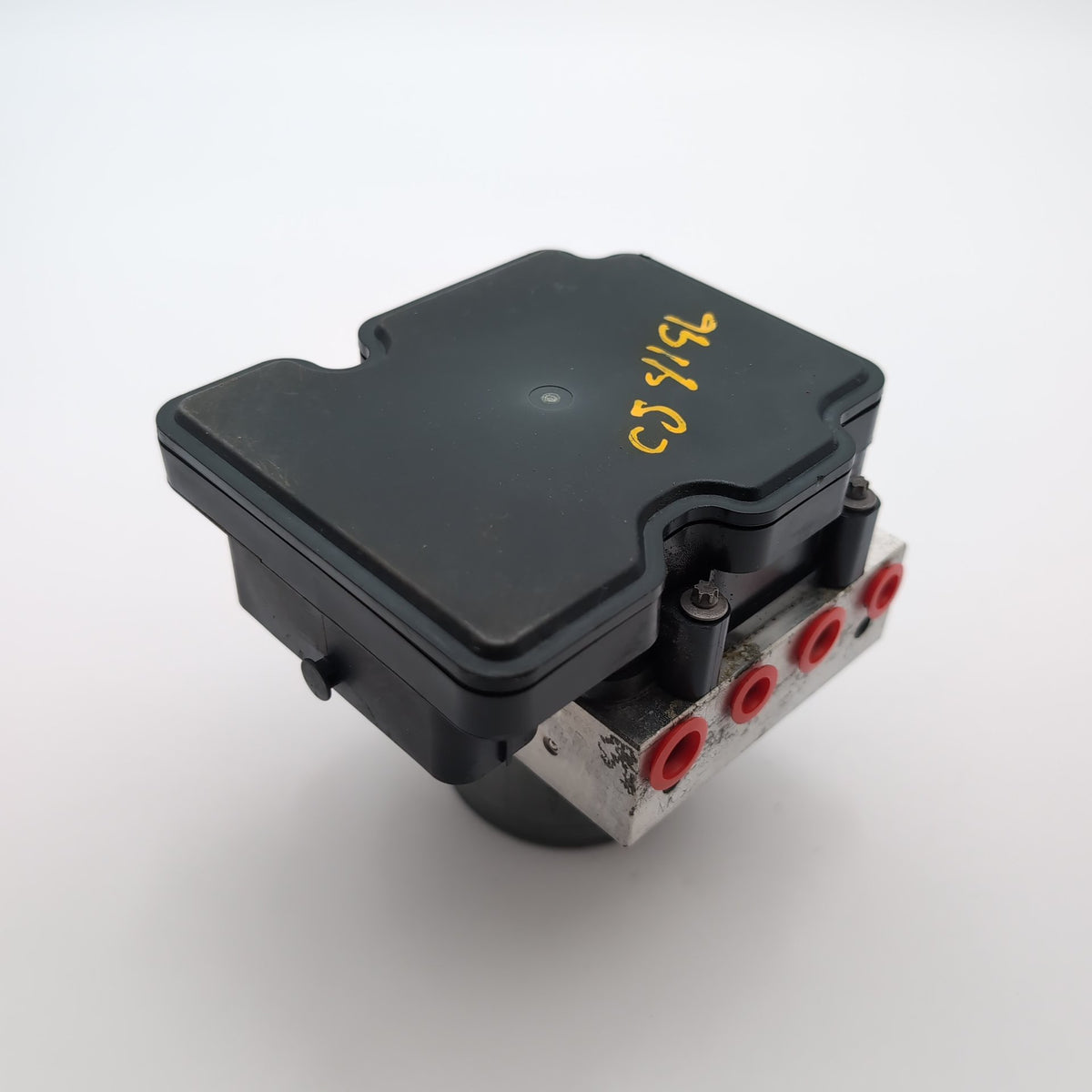 2018 Chevrolet Malibu 1.5L ABS Anti Lock Brake Pump 84325538