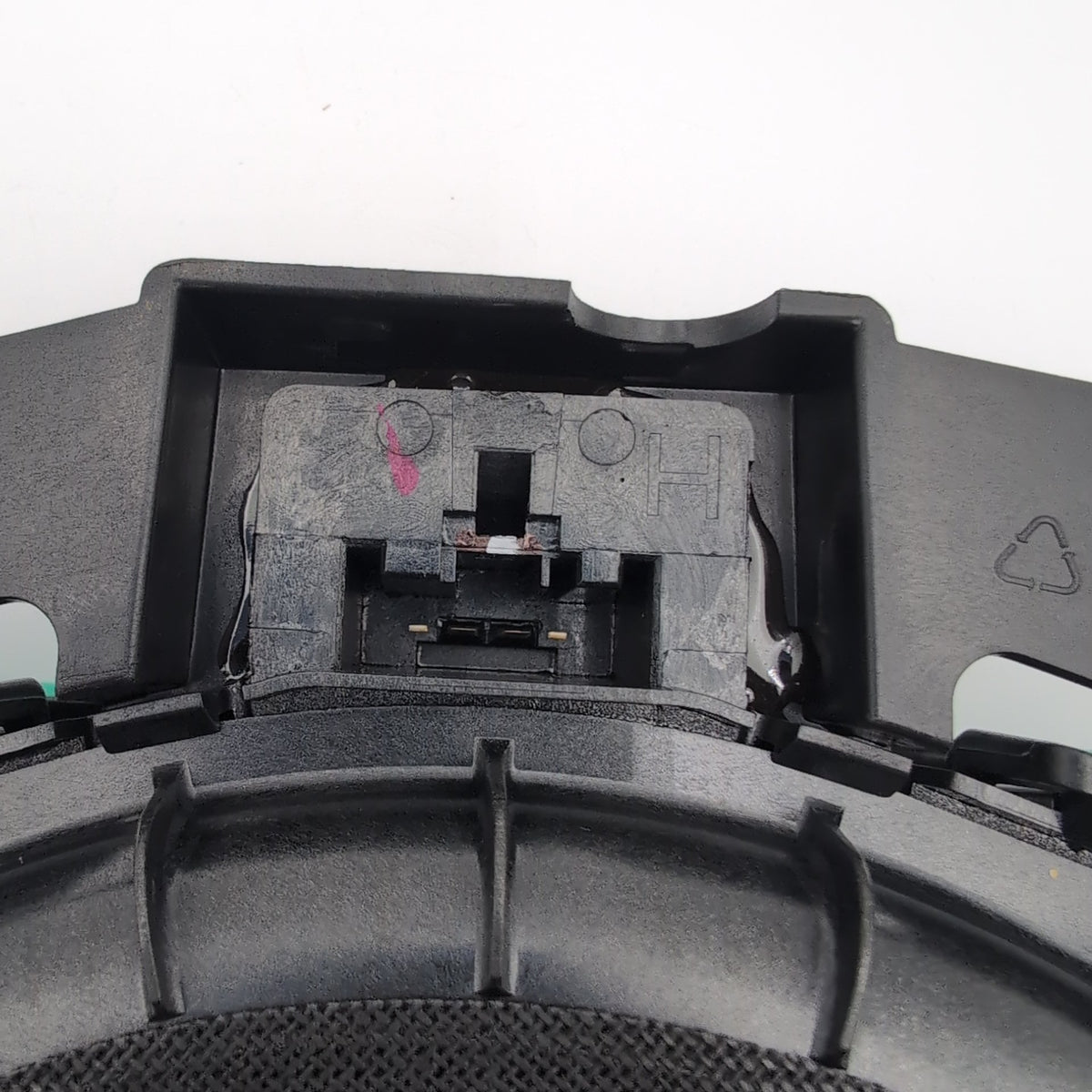 2019 - 2026 BMW 330i M340i 330ix G20 Left Under Seat Subwoofer Speaker 2622809