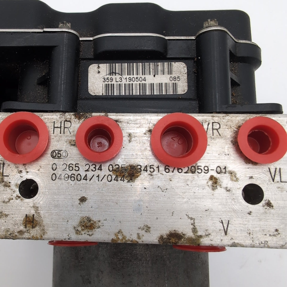 2004 2005 2006 BMW X3 E83 ABS Anti Lock Brake Pump Control Unit 6762059