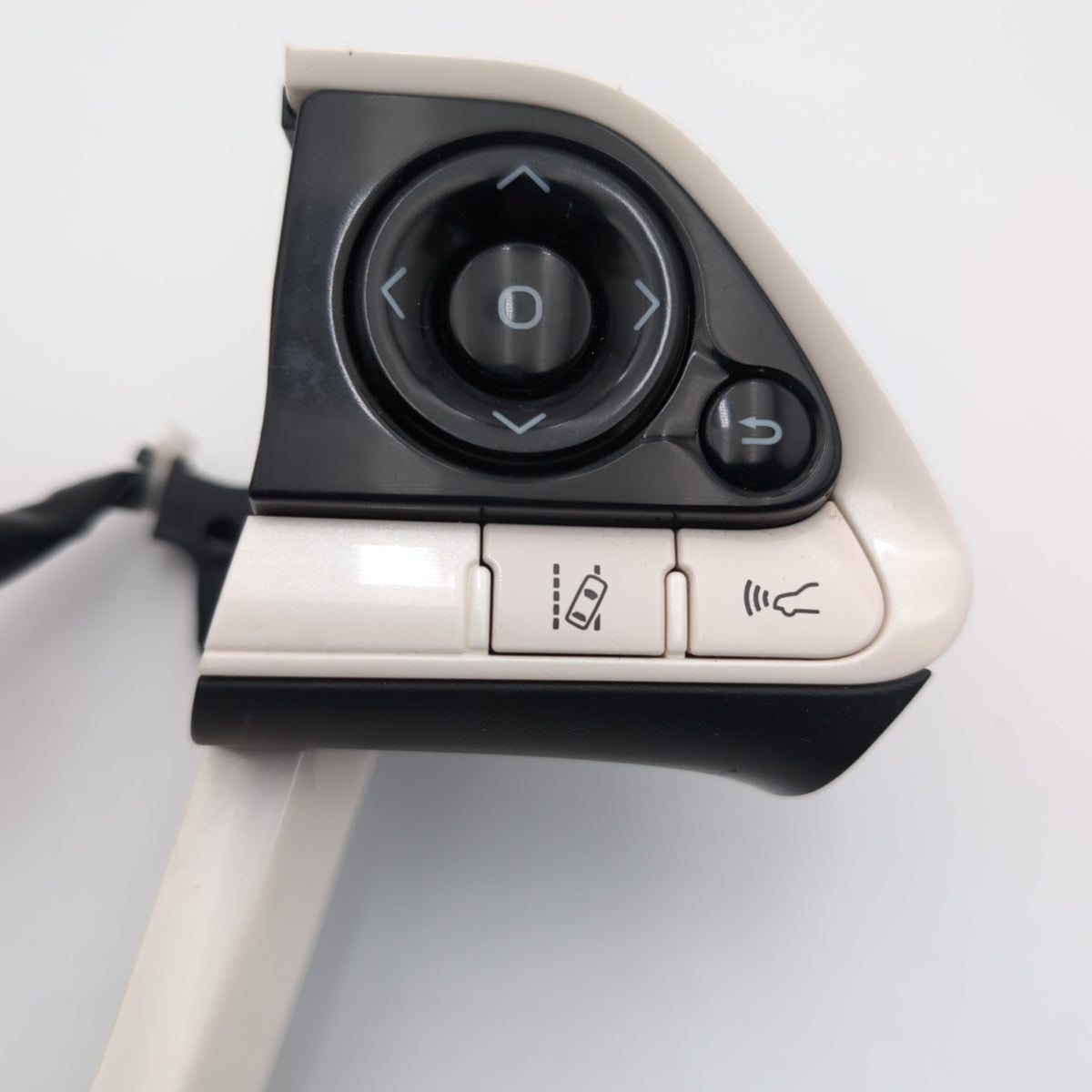 2016 - 2022 Toyota Prius Steering Wheel Cruise Control Radio Phone Switch Trim