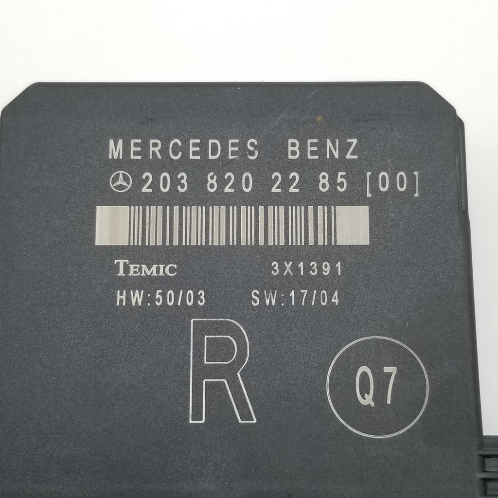 01-07 Mercedes W203 C230 C240 C320 Rear Right Door Control Module 2038202285 OEM