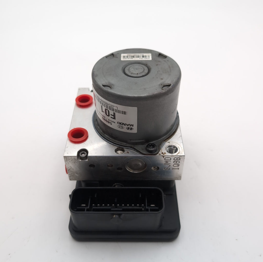 2017 Kia Cadenza 3.3L ABS Anti Lock Brake Pump Control Unit 58920-F6010