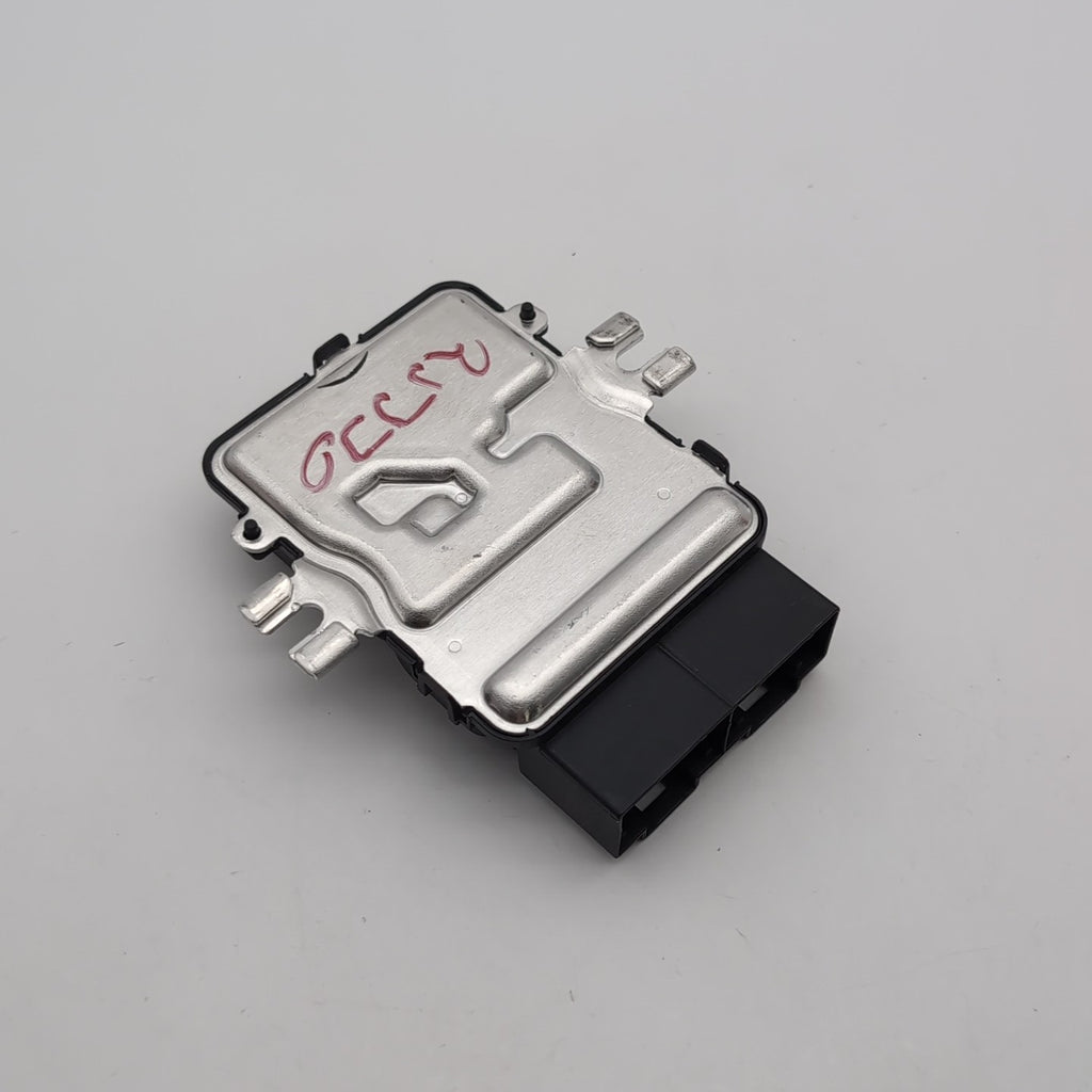 2024 - 2026 BMW 2 5 7 G60 G70 F74 X1 X2 X3 X5 X6 X7 Fuel Pump Control Module
