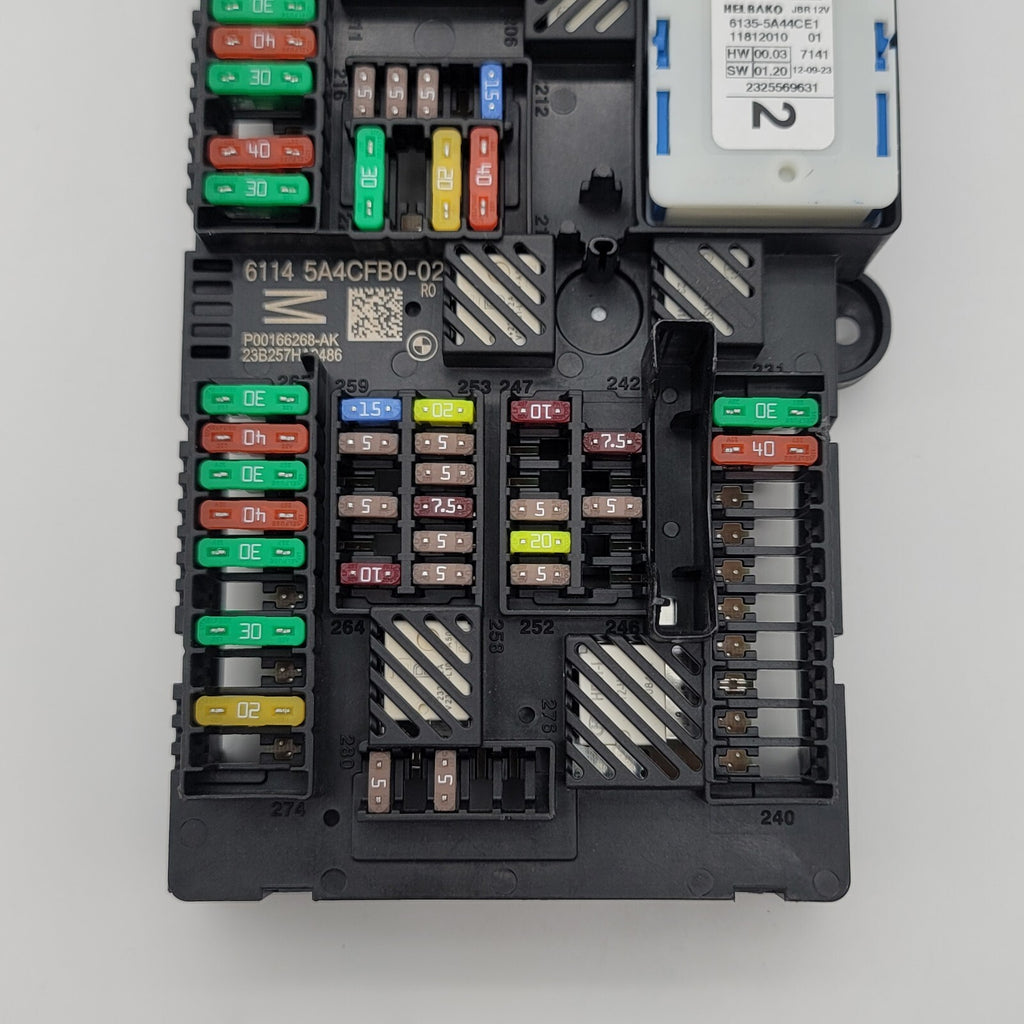 2024 BMW 330i 230I G42 G20 REAR POWER DISTRIBUTION FUSE Box 6114 5A4CFB0 - 02