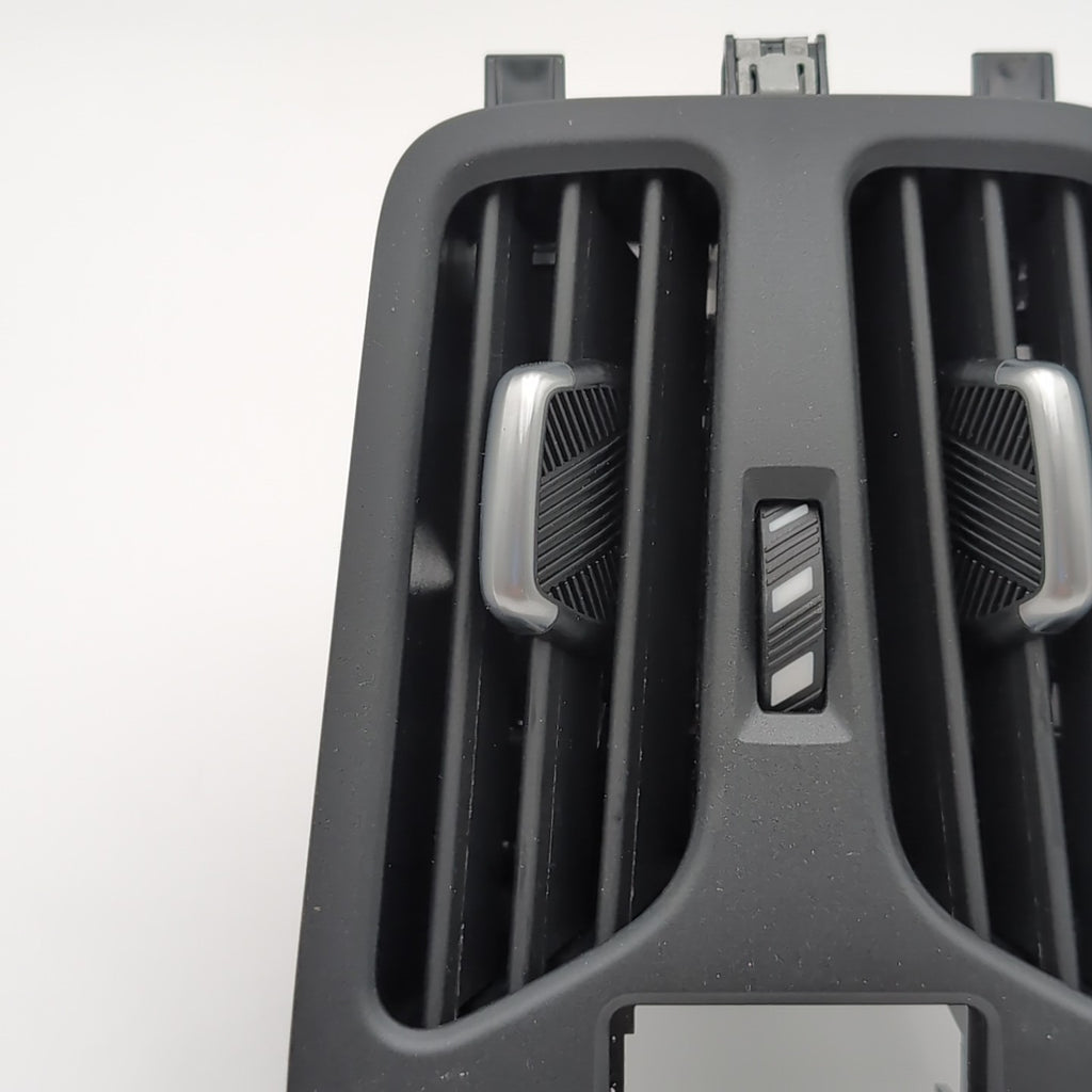 2022 2023 2024 2025 BMW X1 X2 Rear Console AC Heater Air Vent 9473179