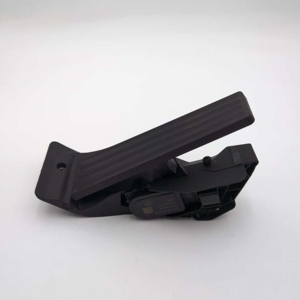 2021 - 2026 BMW 330i G20 X3 X4 X5 X7 Gas Accelerator Pedal 5A47456