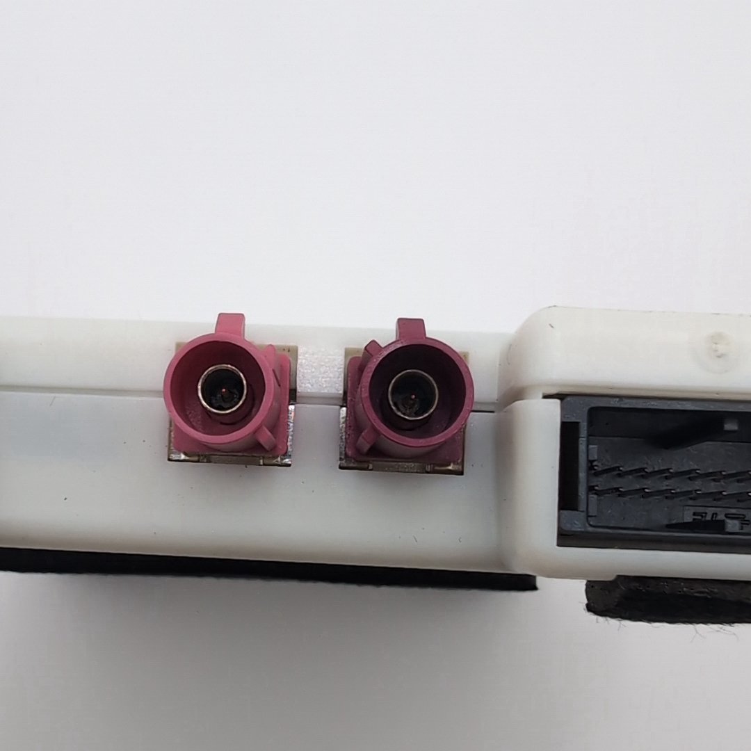 2019 - 2023 BMW 540i G20 G30 M3 M4 X5 Antenna Telematics Control Module 5A3C235