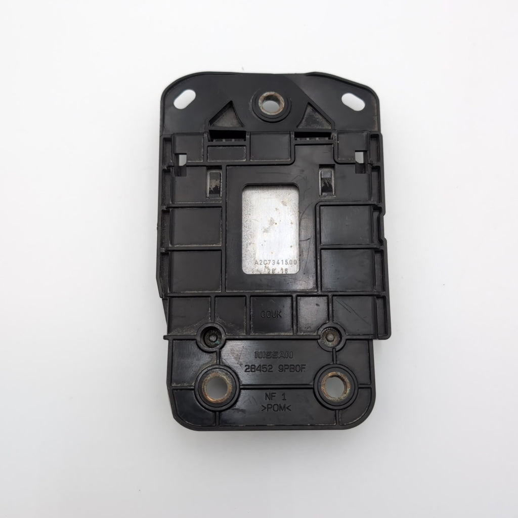 2015 - 2018 Nissan Pathfinder Right Blind Spot Radar Sensor 284K06KA2A